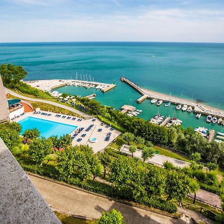 Albergo Capo Est Gabicce Mare Ngoại thất bức ảnh